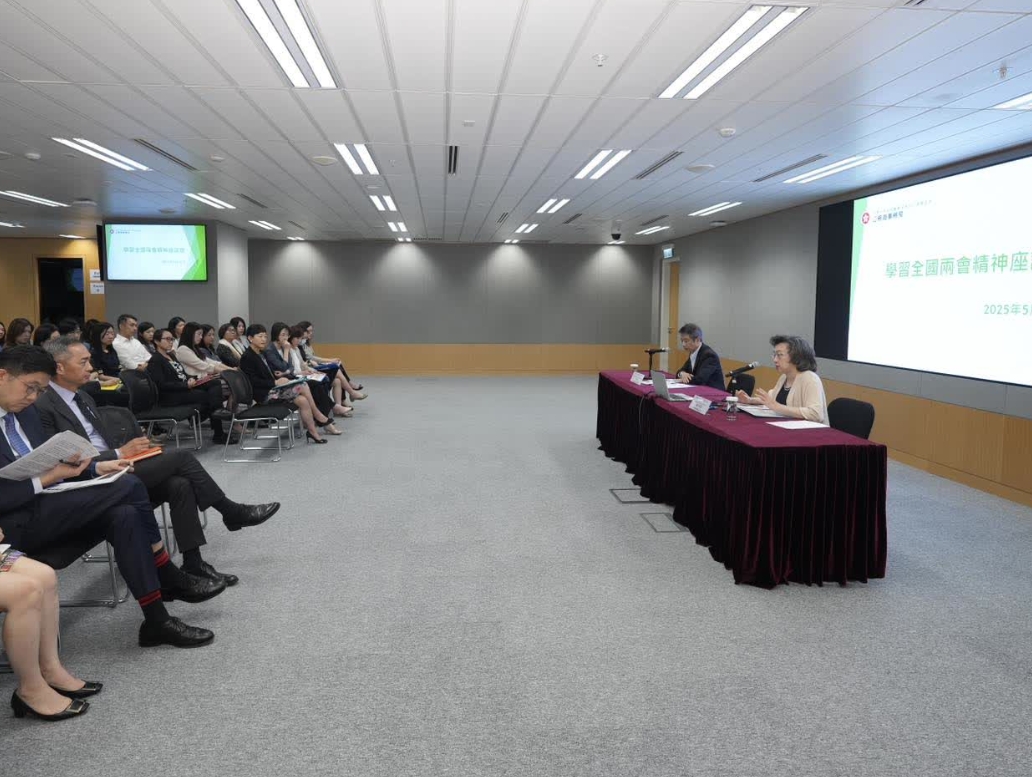 強化內聯外通是香港角色精髓所在 
